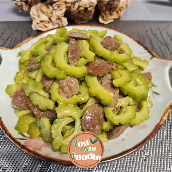 Fried balsam pear with meat balls