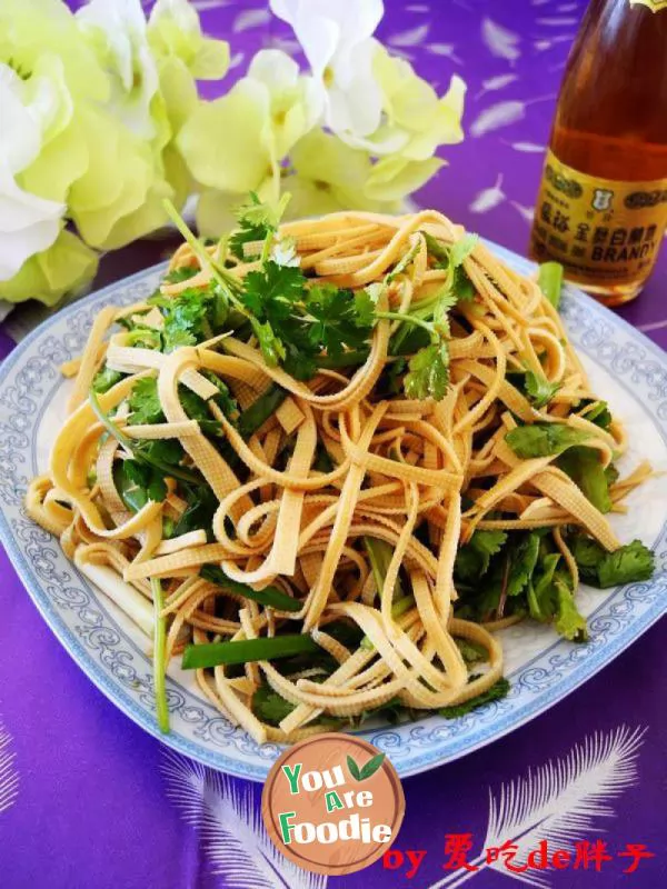 Shredded bean curd in cold sauce