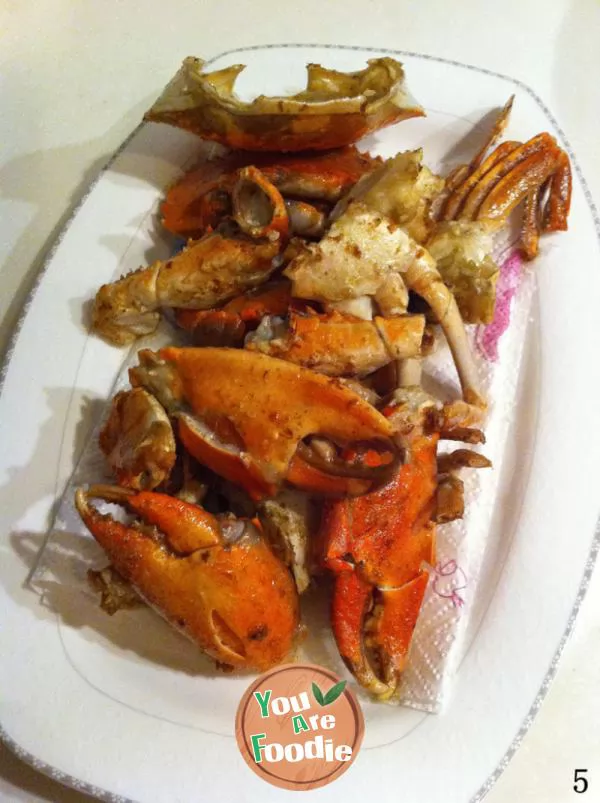 Fried crab with salted egg yolk