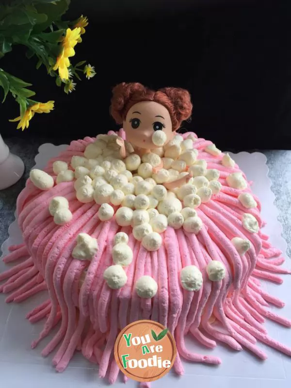 Bobbi doll cake