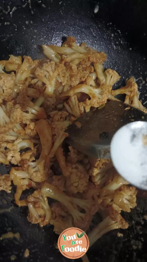 Salted egg yolk stir fried cauliflower