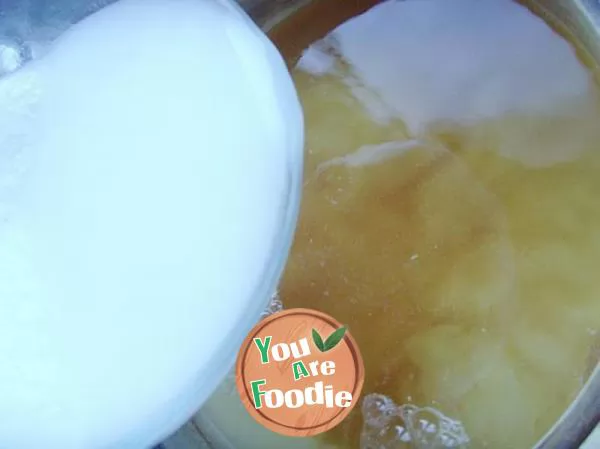 Lotus leaf mung bean porridge