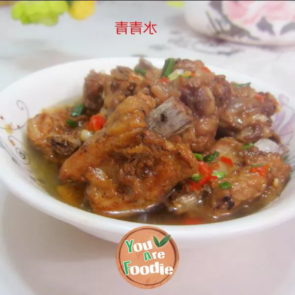 Braised spareribs with soy sauce