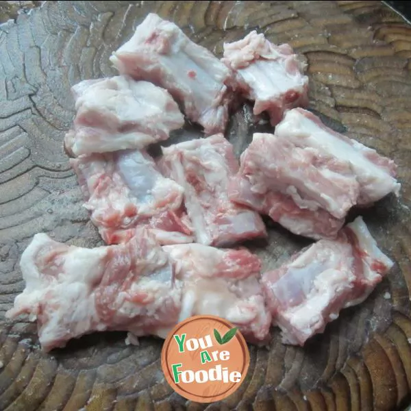 Braised spareribs with soy sauce