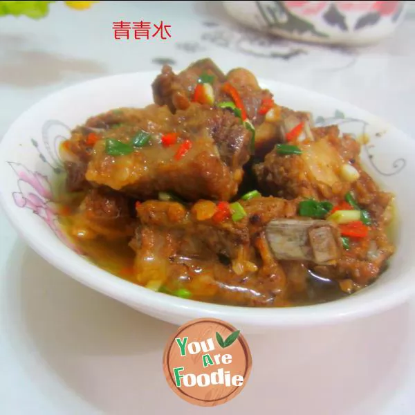 Braised spareribs with soy sauce