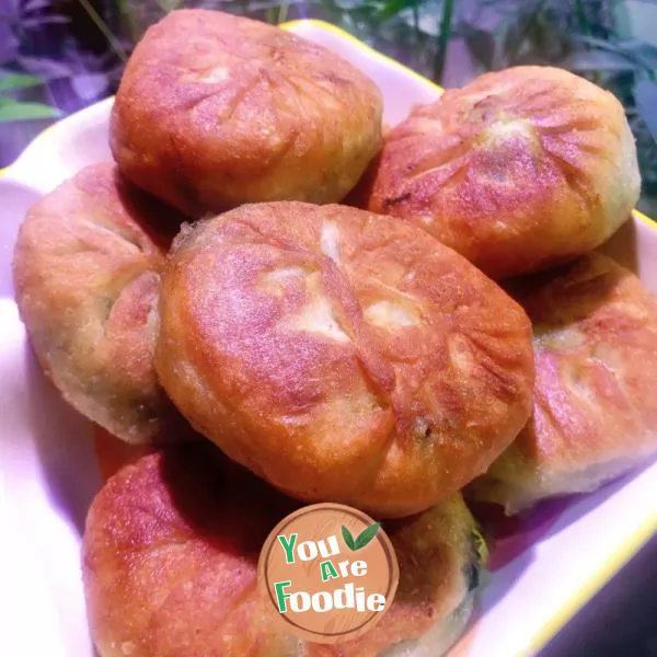 Hair Noodles Fried Chinese leek dumplings