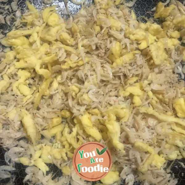 Hair Noodles Fried Chinese leek dumplings
