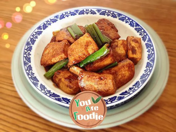 Braised-Tofu-with-Scallion