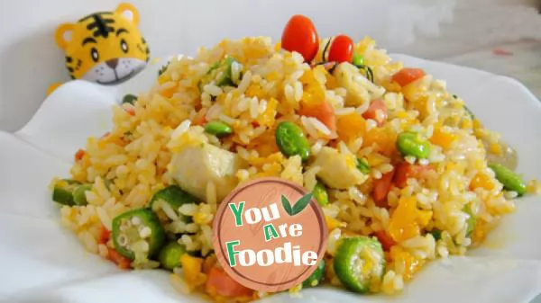 Delicious fried rice with salted duck eggs