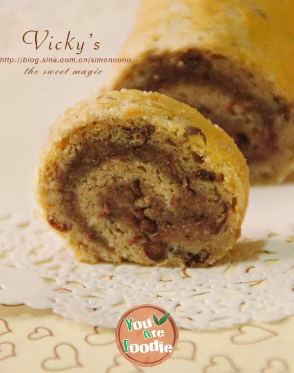 Bean paste sponge cake roll