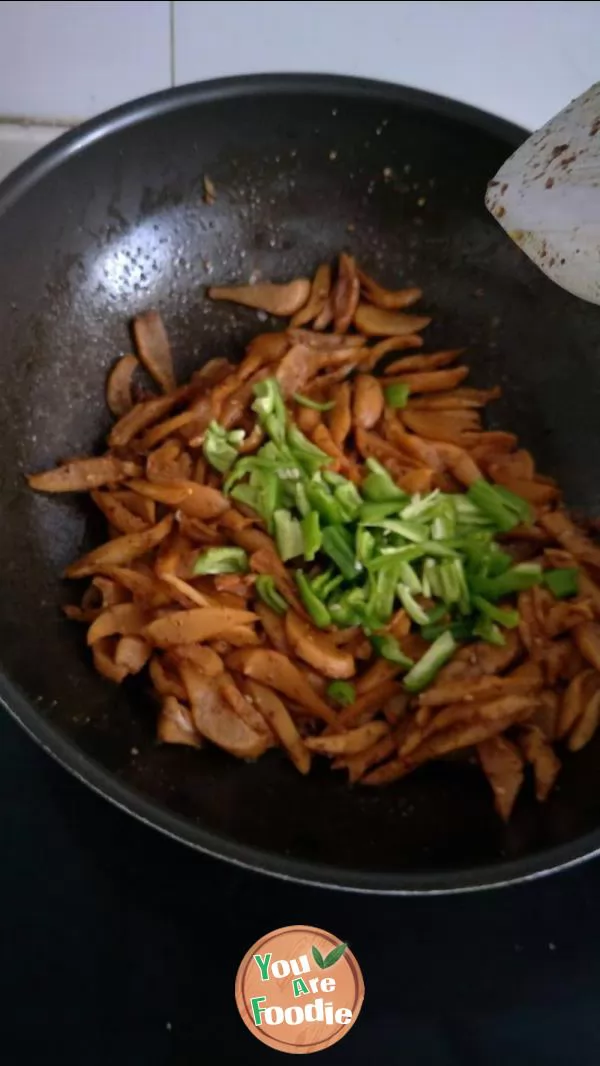 Fried dried radish