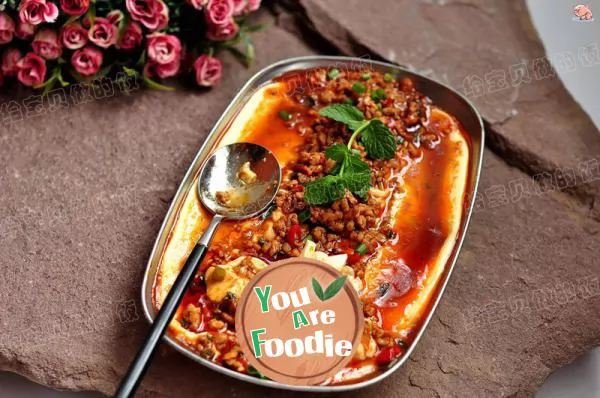 Steamed tofu with minced meat and eggs