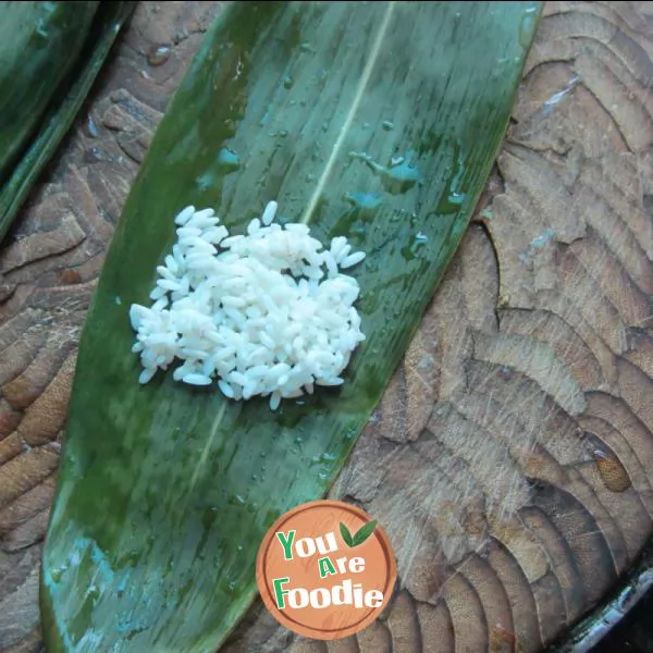 Glutinous rice dumpling leaf meat