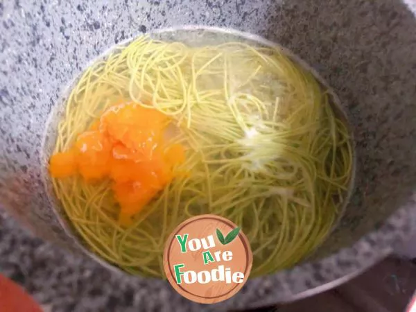 [baby food] 10m+, COD egg yolk iron noodles