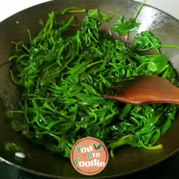 Stir fried cabbage with vegetables