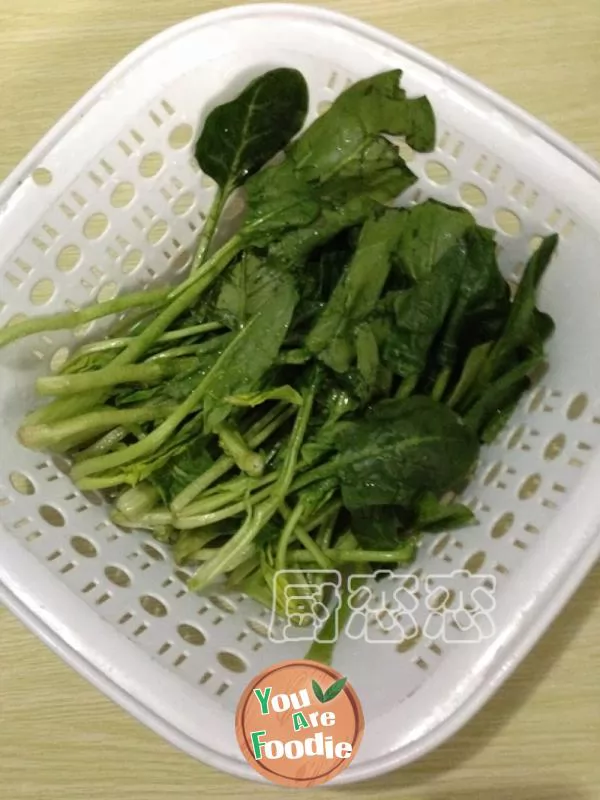 Spinach vermicelli