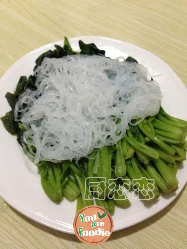 Spinach vermicelli