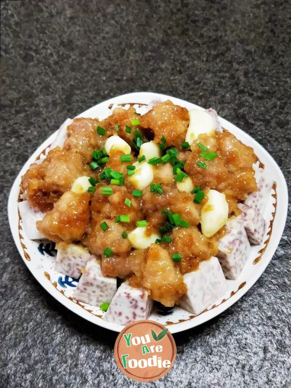 Steamed taro with Diced Pork