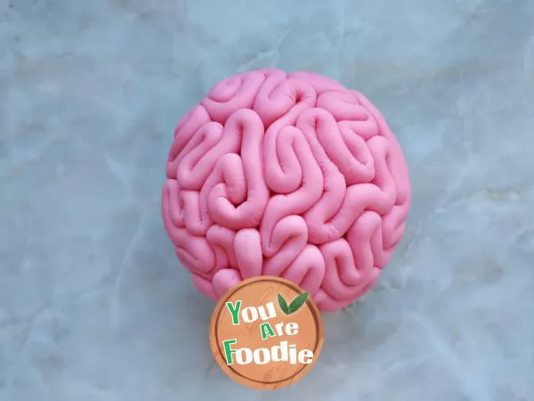 Halloween simulation brain cake