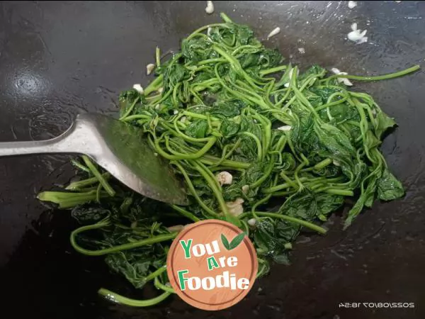 Sweet potato leaves with garlic