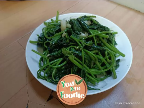 Sweet potato leaves with garlic