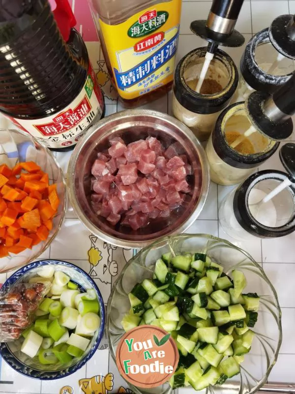 spicy pork dices with roasted peanuts