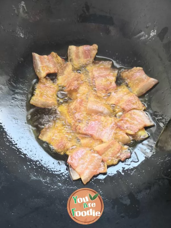 Fried Bait with Preserved Pork