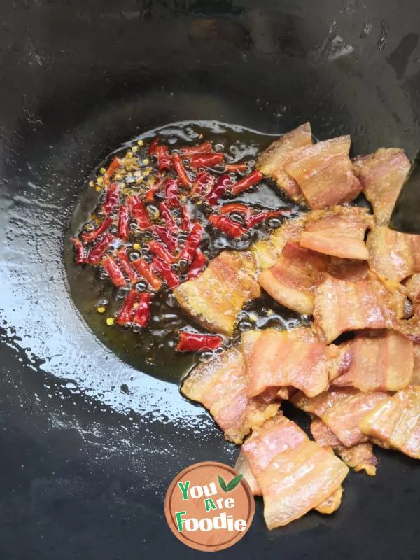 Fried Bait with Preserved Pork