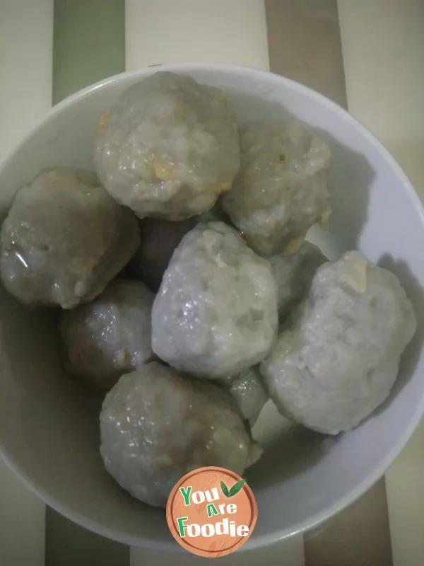 Rice-meat-dumplings