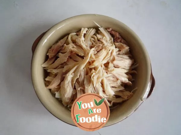 Bangbang shredded chicken