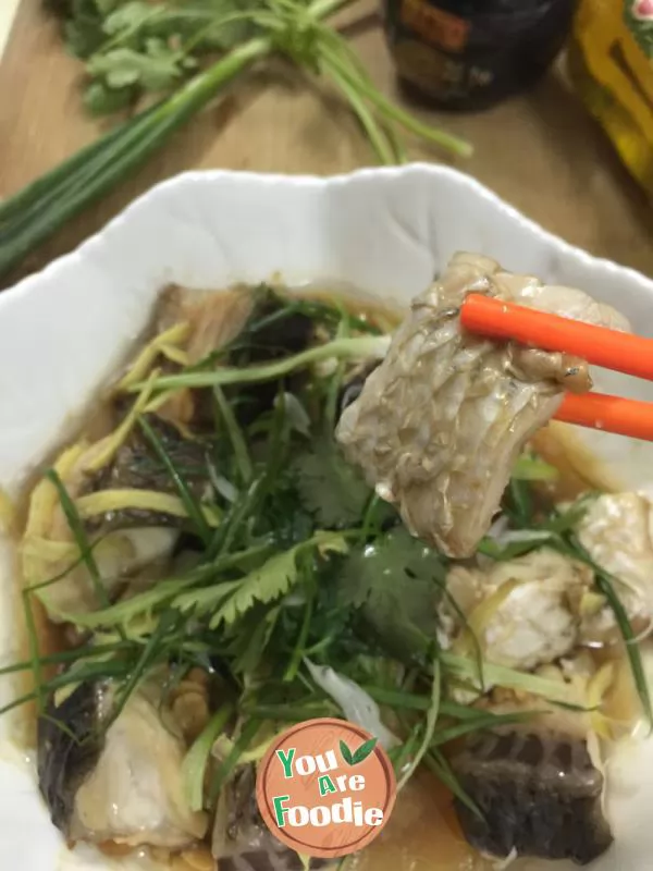 Steamed grass carp Brisket with soy sauce