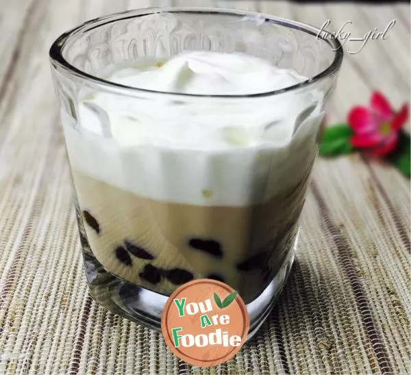 Milk-covered-pearl-milk-tea---completely-homemade