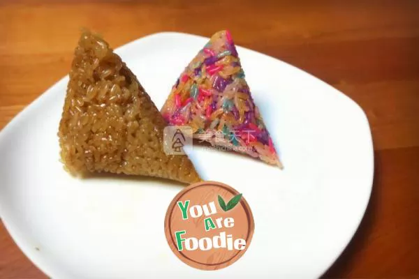 Colorful rice dumplings with flower skin