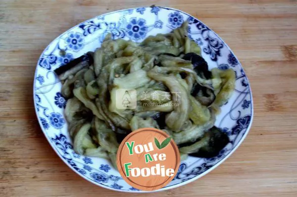 Mixed eggplant with mashed garlic