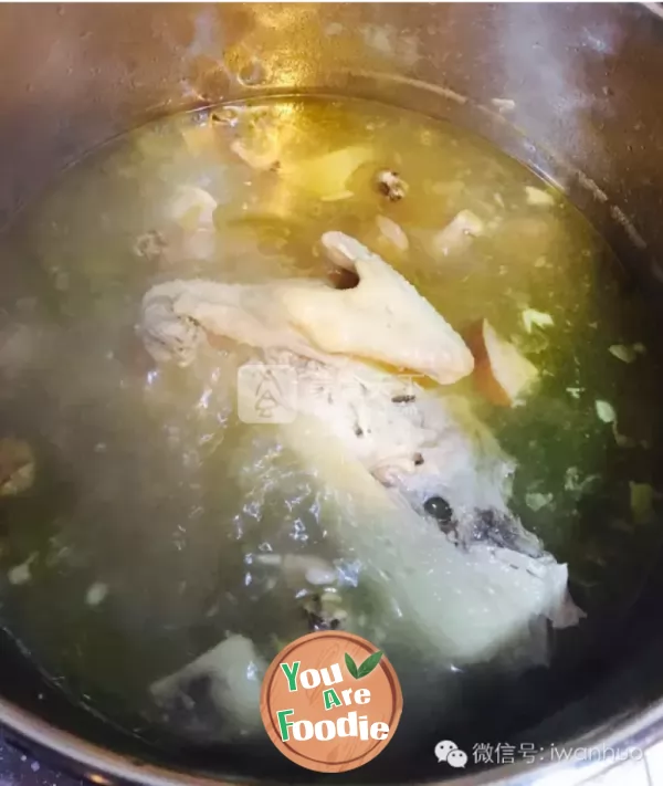 Steamed Abalone with Shark's Fin and Fish Maw in Broth