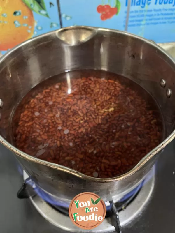 Making bean paste crisp