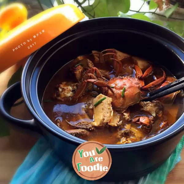 Stewed tofu with crab (spicy pot)