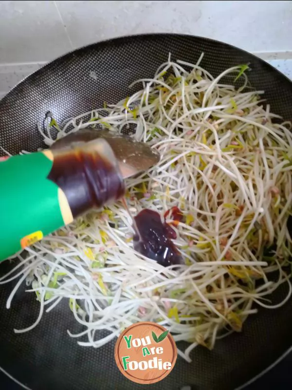 Stir fried bean sprouts