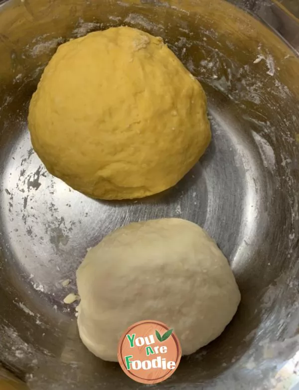 Double color steamed bread