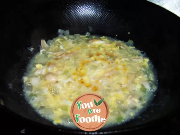 Lily, white gourd and egg flower soup