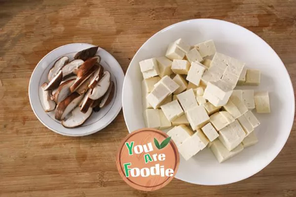 Oyster and tofu soup