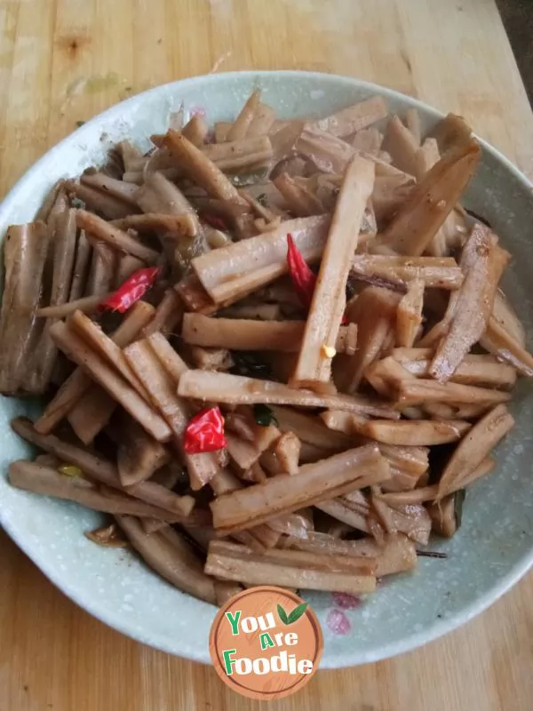 Hot and sour lotus root shreds