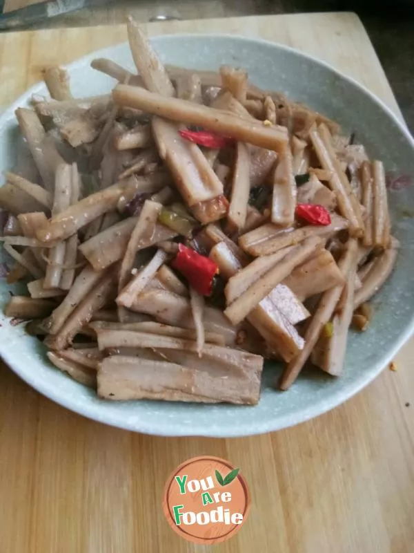 Hot and sour lotus root shreds