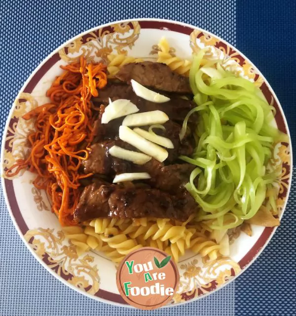 Beef-and-vegetable-spaghetti