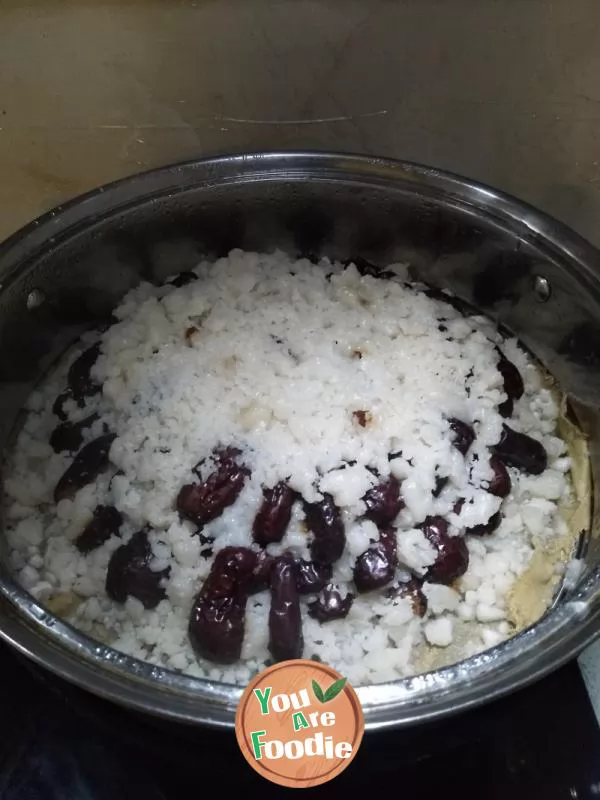 Steamed rice cake and fried cake