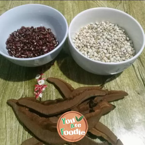 Barley, red bean, Ganoderma lucidum porridge