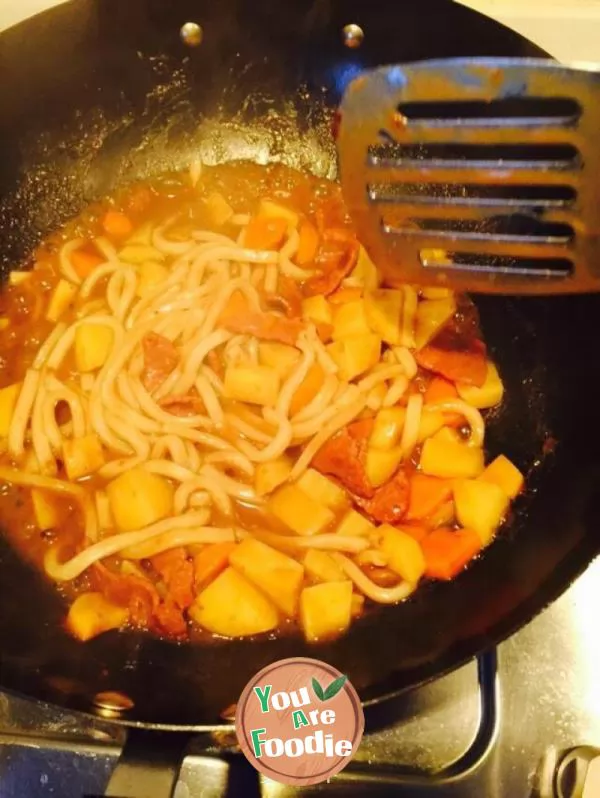 Beef noodles with Curry