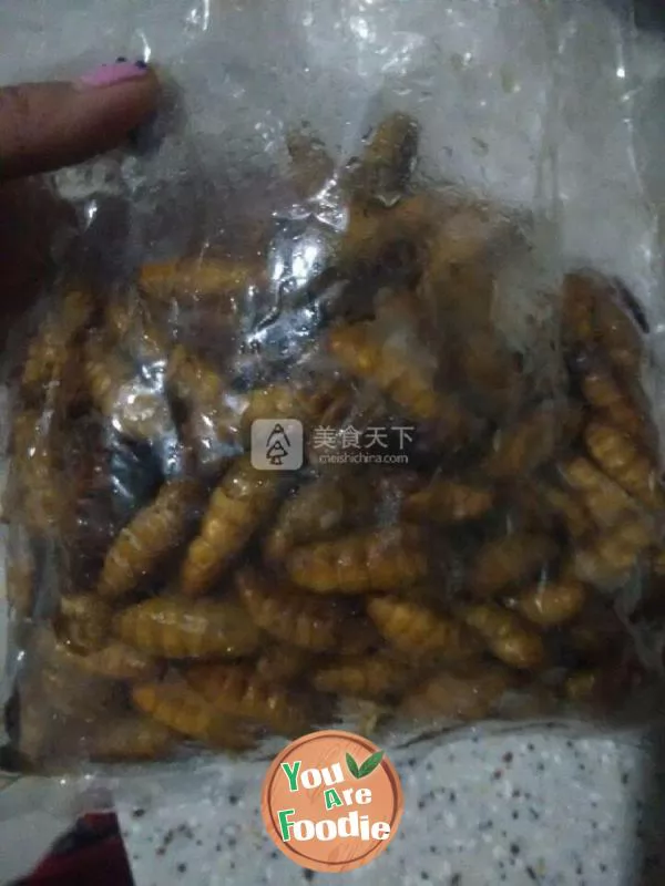 Silkworm chrysalis with Scallion flavor