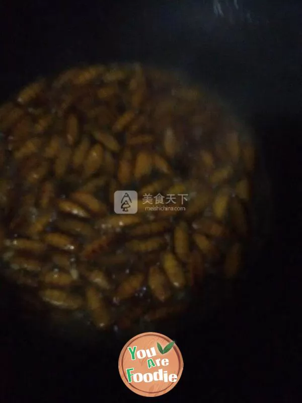 Silkworm chrysalis with Scallion flavor