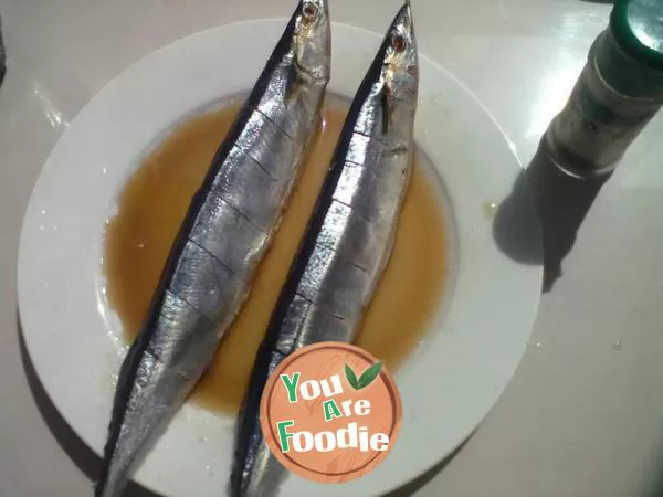 Grilled saury